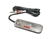 Extra-flat metal pedal